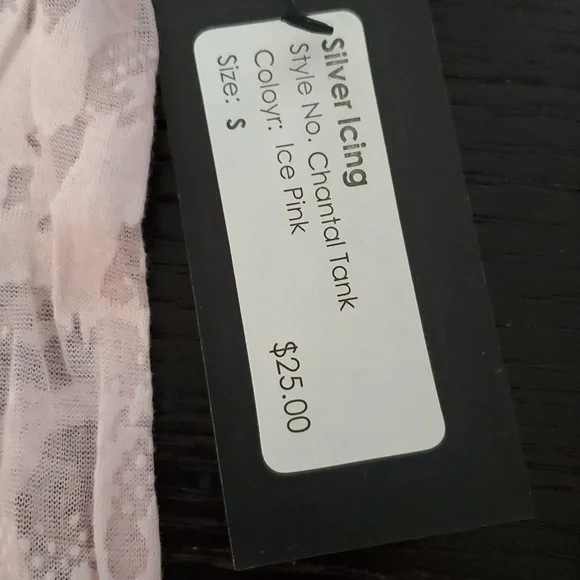 🎄5/$30🎄NWT Silver Icing Tank - Picture 3 of 5